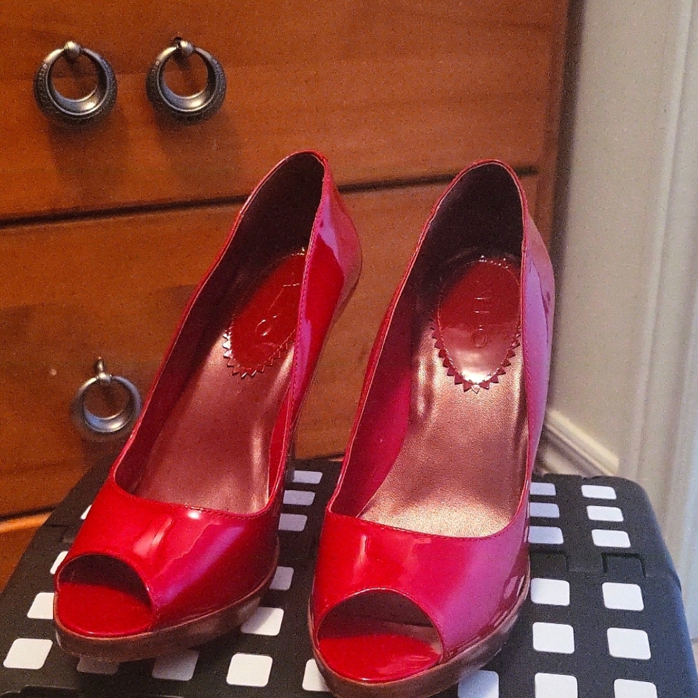 Red, Aldos, peep toe pumps